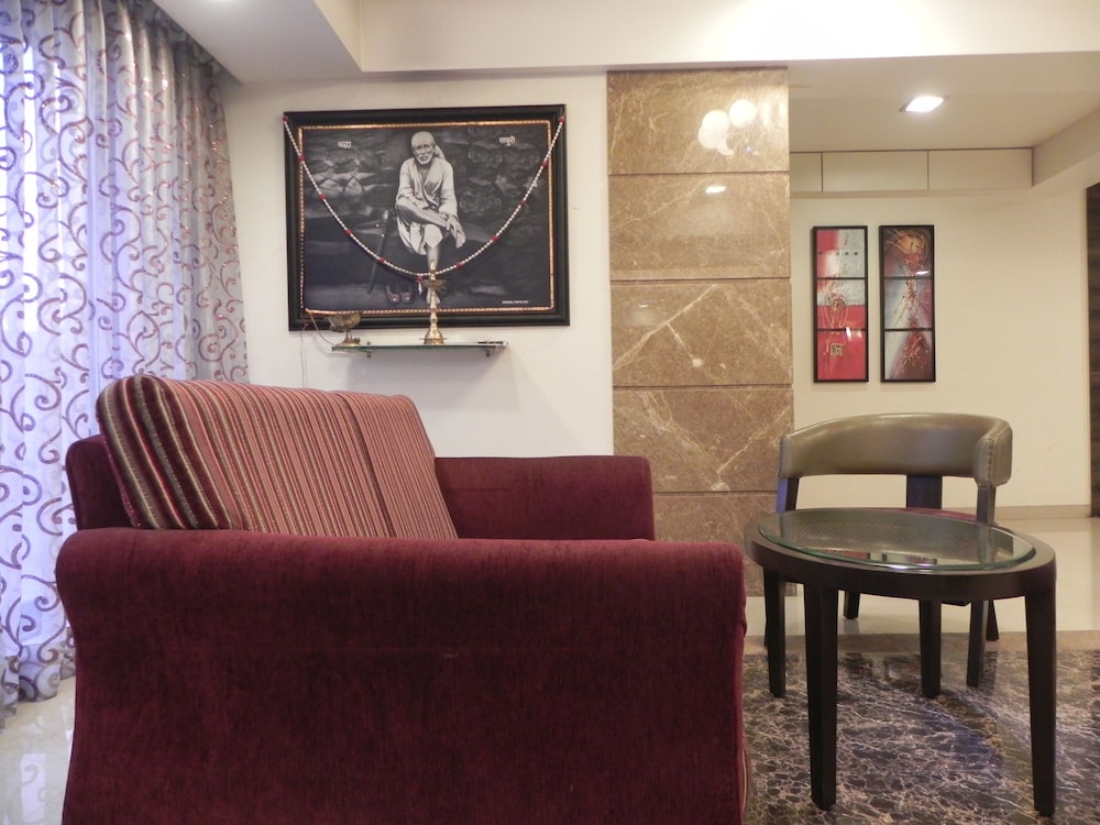 Hotel Reeva Regency 18/29