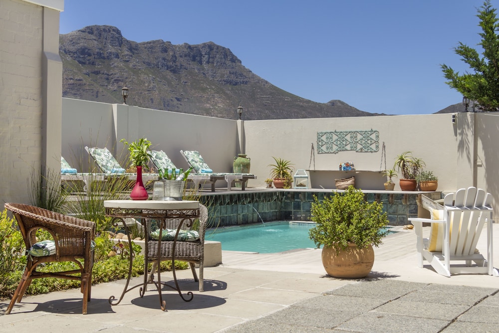 Beach House Hout Bay 41/42