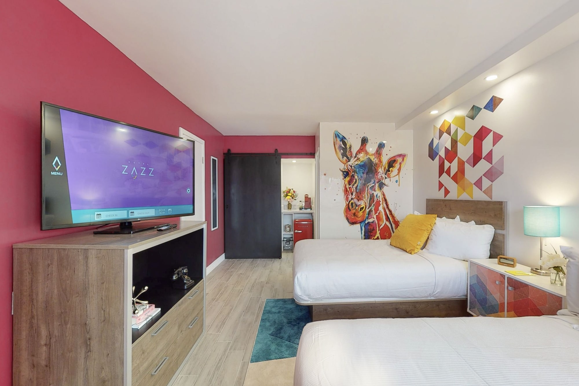 ROOM, 2 QUEEN BEDS