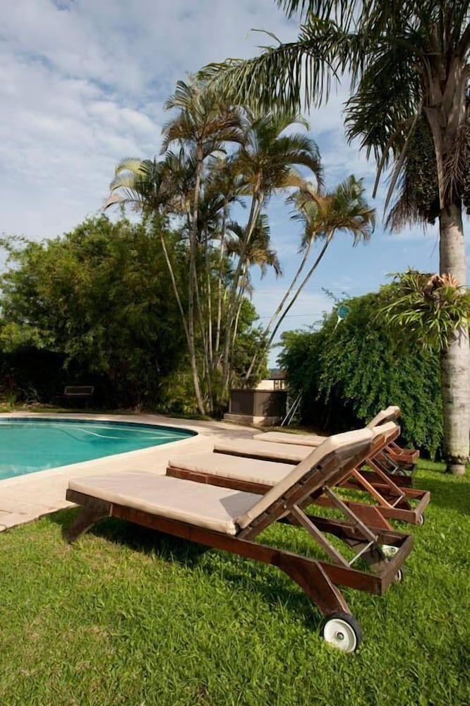Bizafrika Guest Lodge &amp; Conference Center 36/50