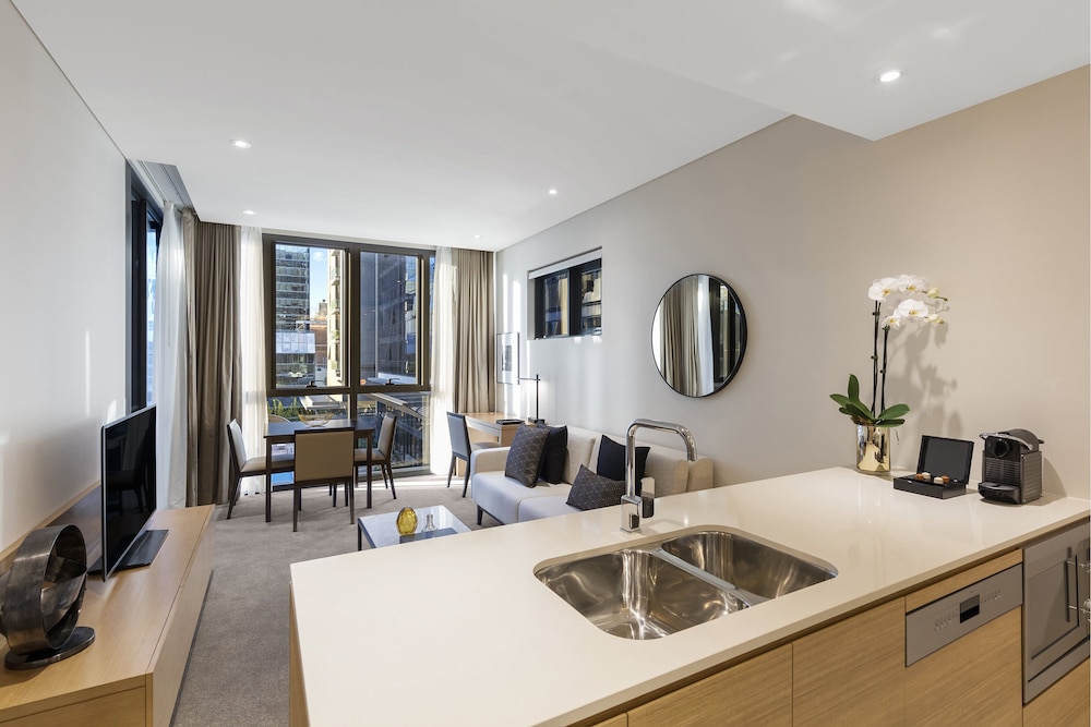 SKYE Hotel Suites Parramatta 21/49