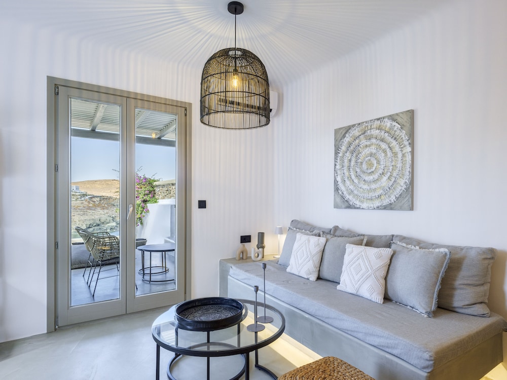 Mykonos Residence Villas & Suites 30/48