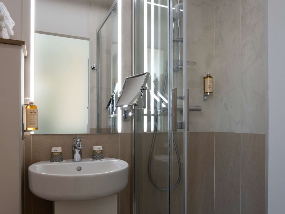 Mercure Paris Opera Lafayette 12/66