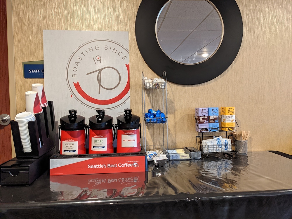 Cobblestone Inn & Suites Merrill 40/50