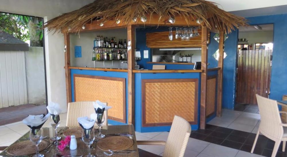 Muri Beach Resort 53/75