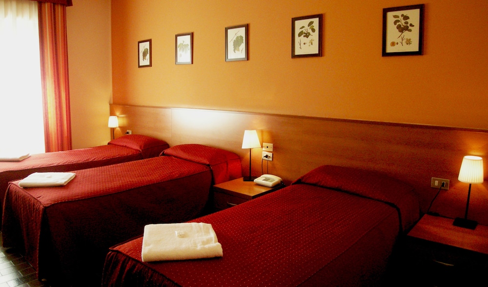 Hotel Forum 22/70