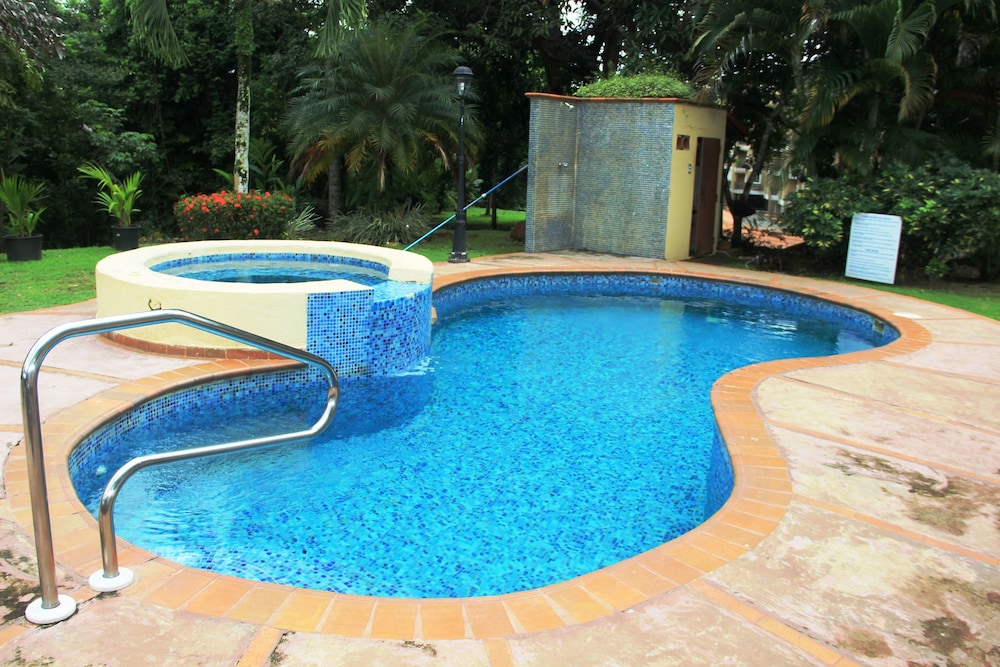 Albrook Inn 6/61