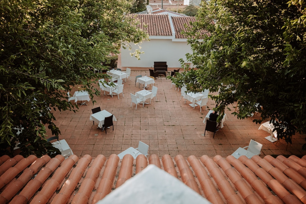 Hotel Village Fior di Sardegna 35/43
