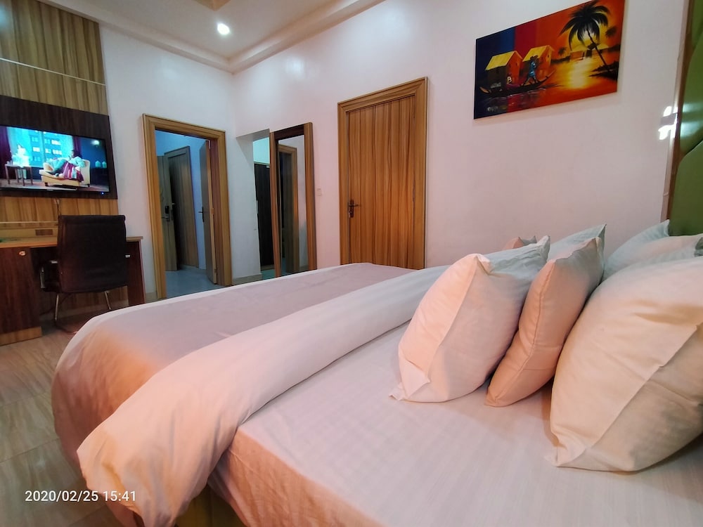 Dalchifit Suites 20/50