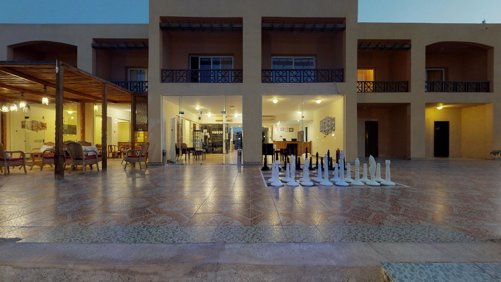 Wadi Lahmy Azur Resort 10/70