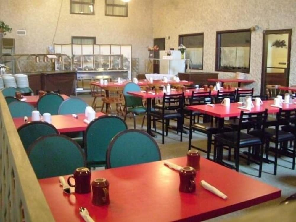 Colonial Inn 41/62