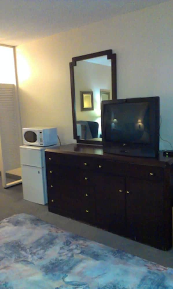 Sunset Inn 9/50