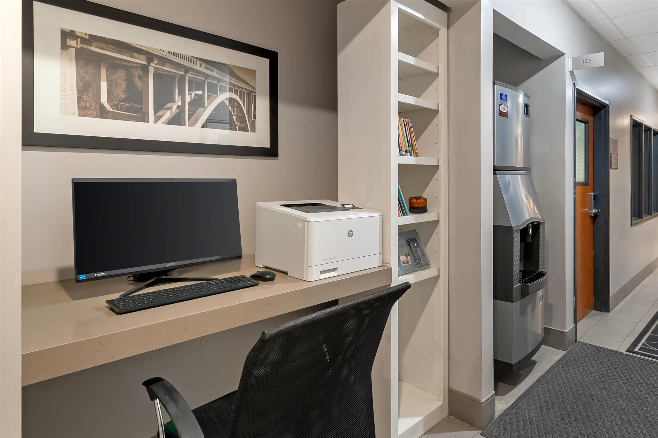 Country Inn & Suites by Radisson, Fairview Heights, IL 35/39