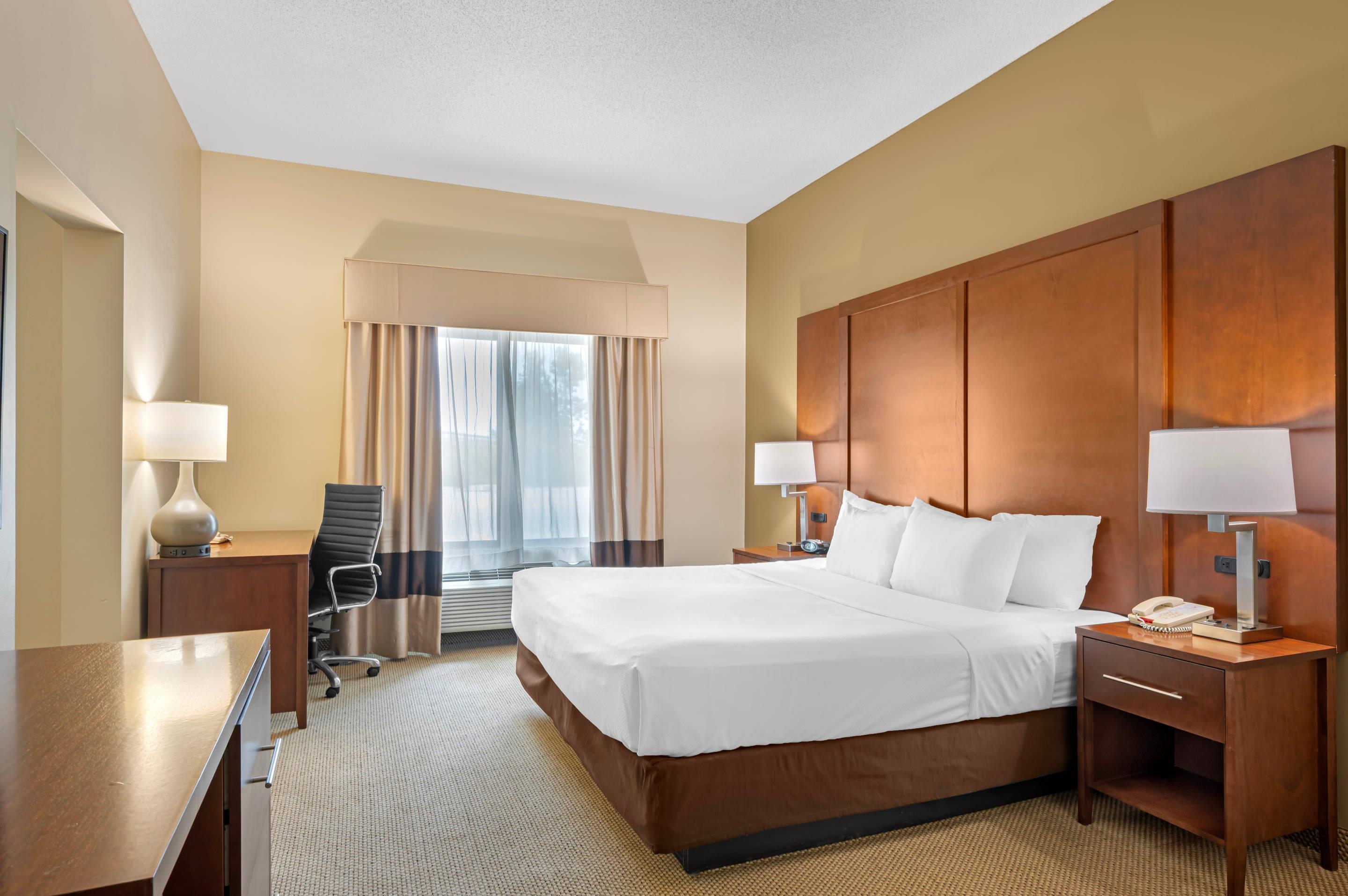 Upgrade, Suite, King Bed
