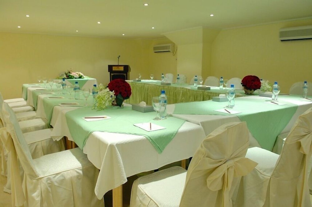 Al Muntazah Plaza Hotel 19/24