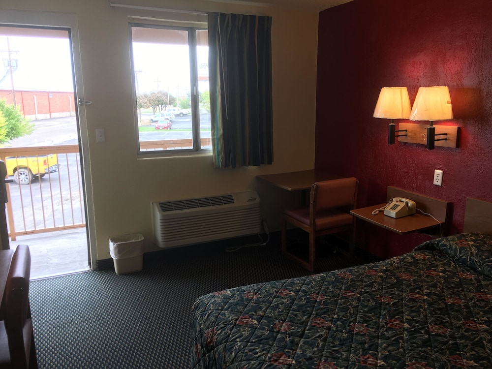 Relax Inn West Amarillo Medical Center 10/23