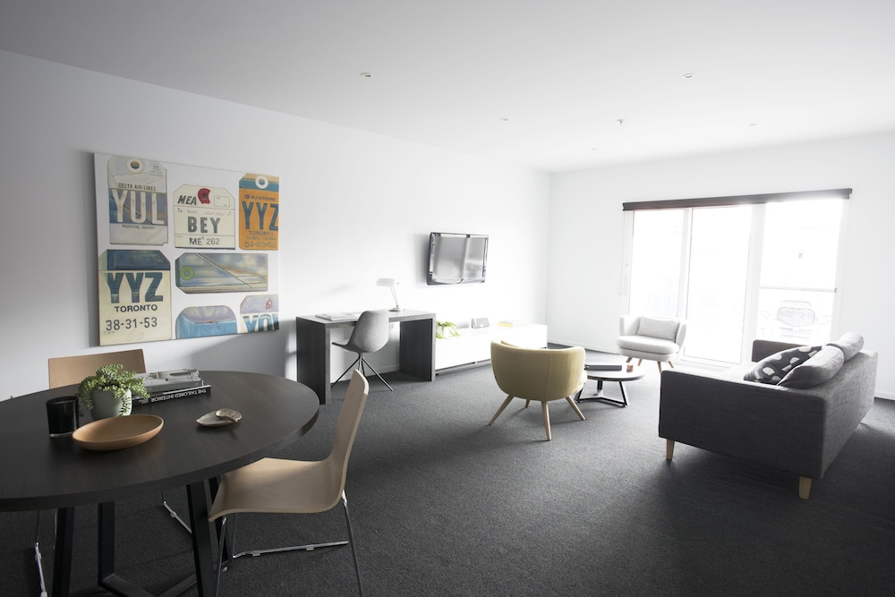 Tyrian Serviced Apartments 30/46
