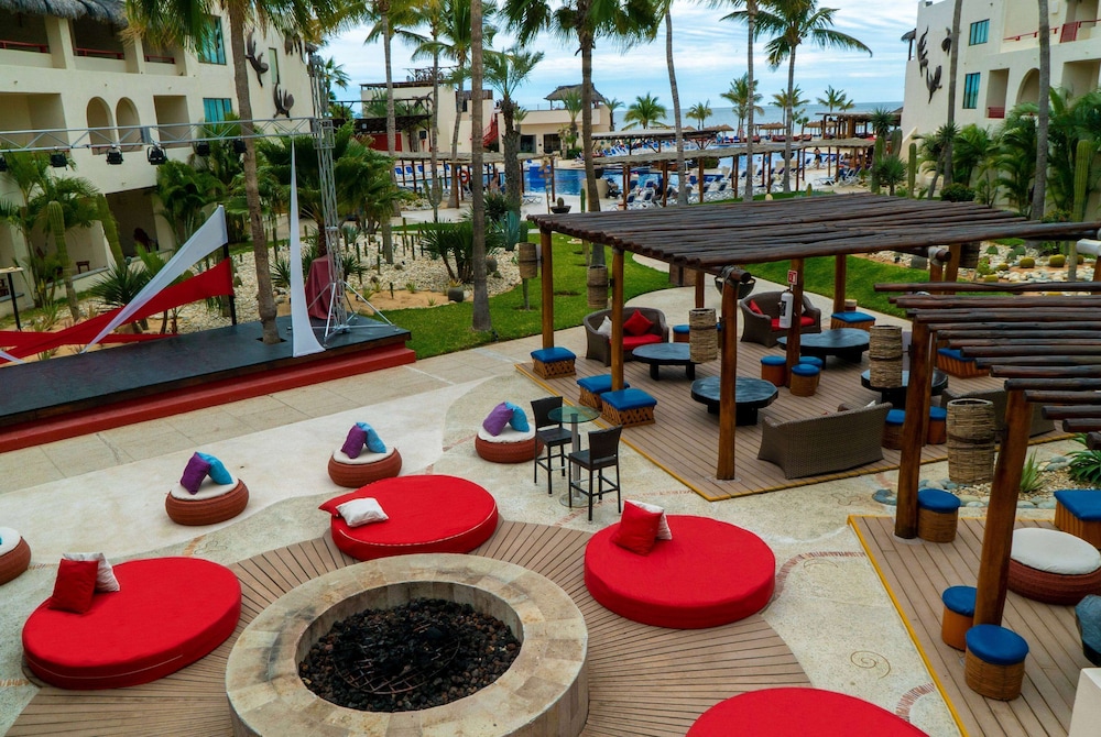 Grand Decameron Los Cabos a Trademark All Inclusive Resort 41/48