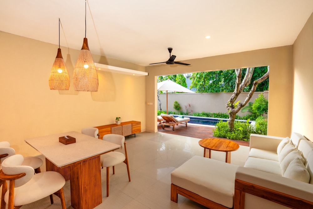 The Yubi Boutique Villas Seminyak 55/67