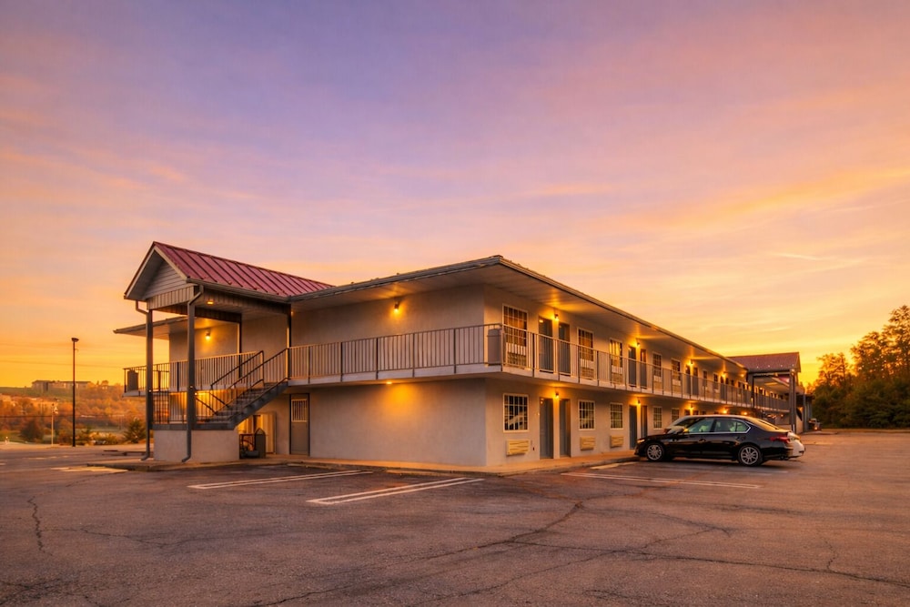Quality Inn Kodak Sevierville 2/69