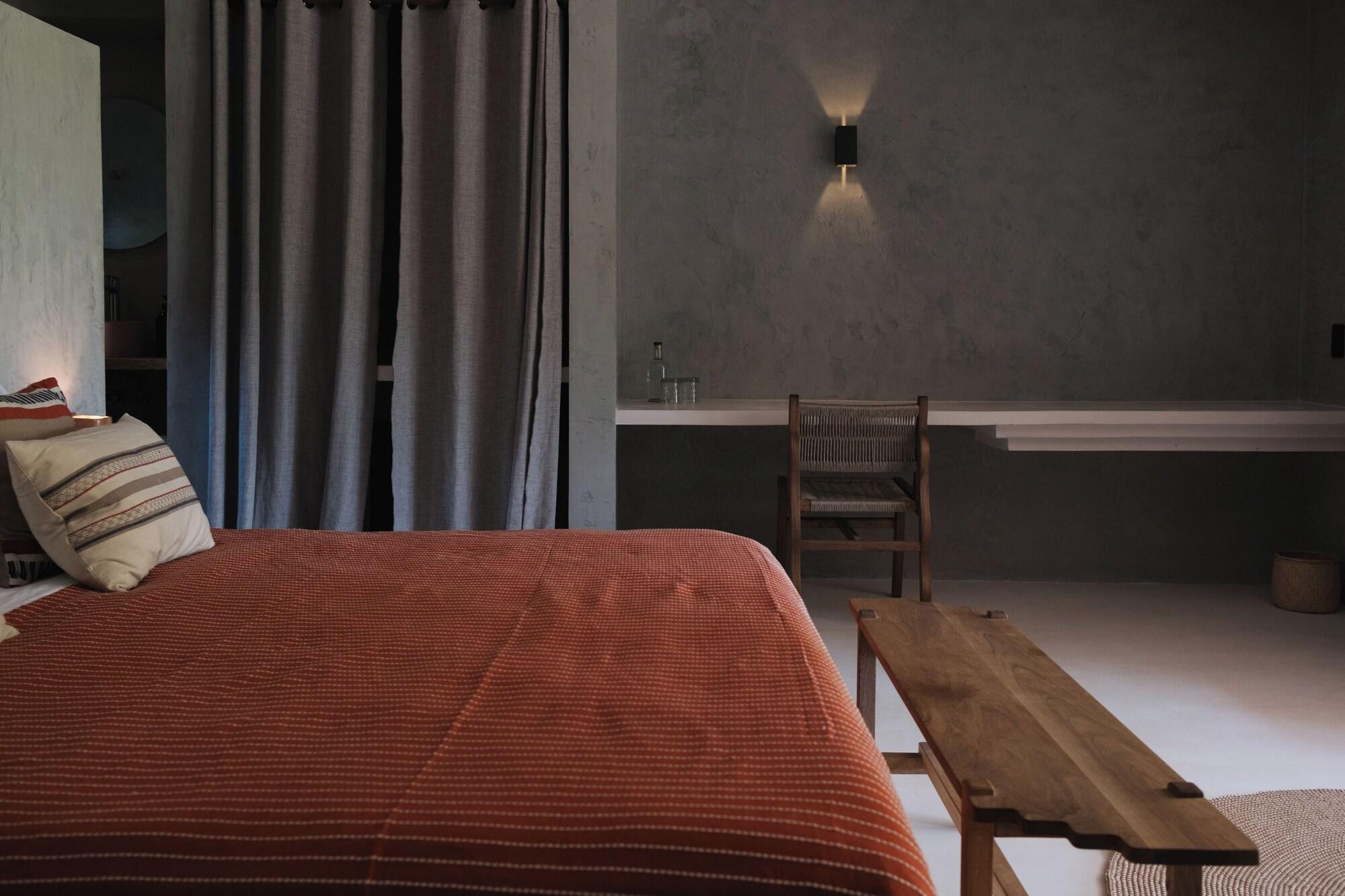 Suuel Hotel Adults Only 7/32