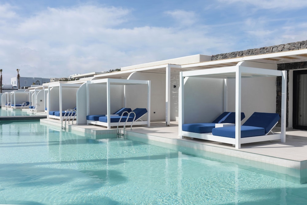Cresanto Luxury Suites 30/60