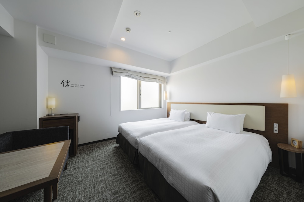 غرفة مفردة بسريرين منفصلين، Tokyu Stay Shinjuku 4/7