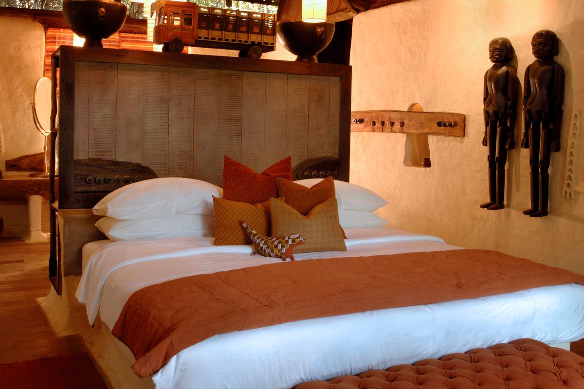 House, King Bed
