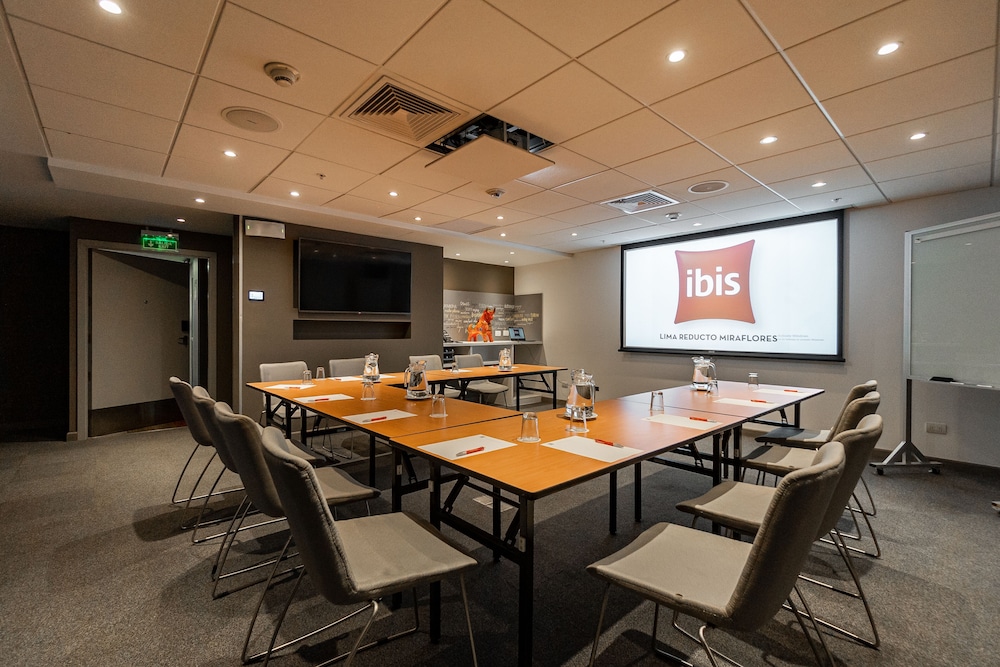 Ibis Lima Reducto Miraflores 43/50