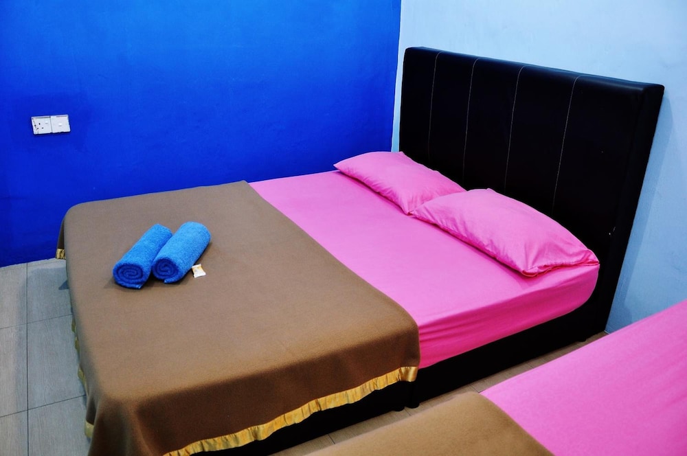 Tanjak Motel 12/19