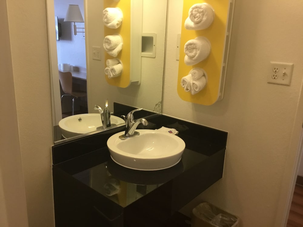 Motel6 Wendover, UT 43/45
