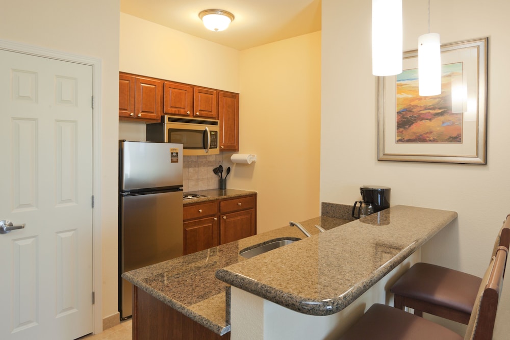 Staybridge Suites Lafayette Airport 51/63