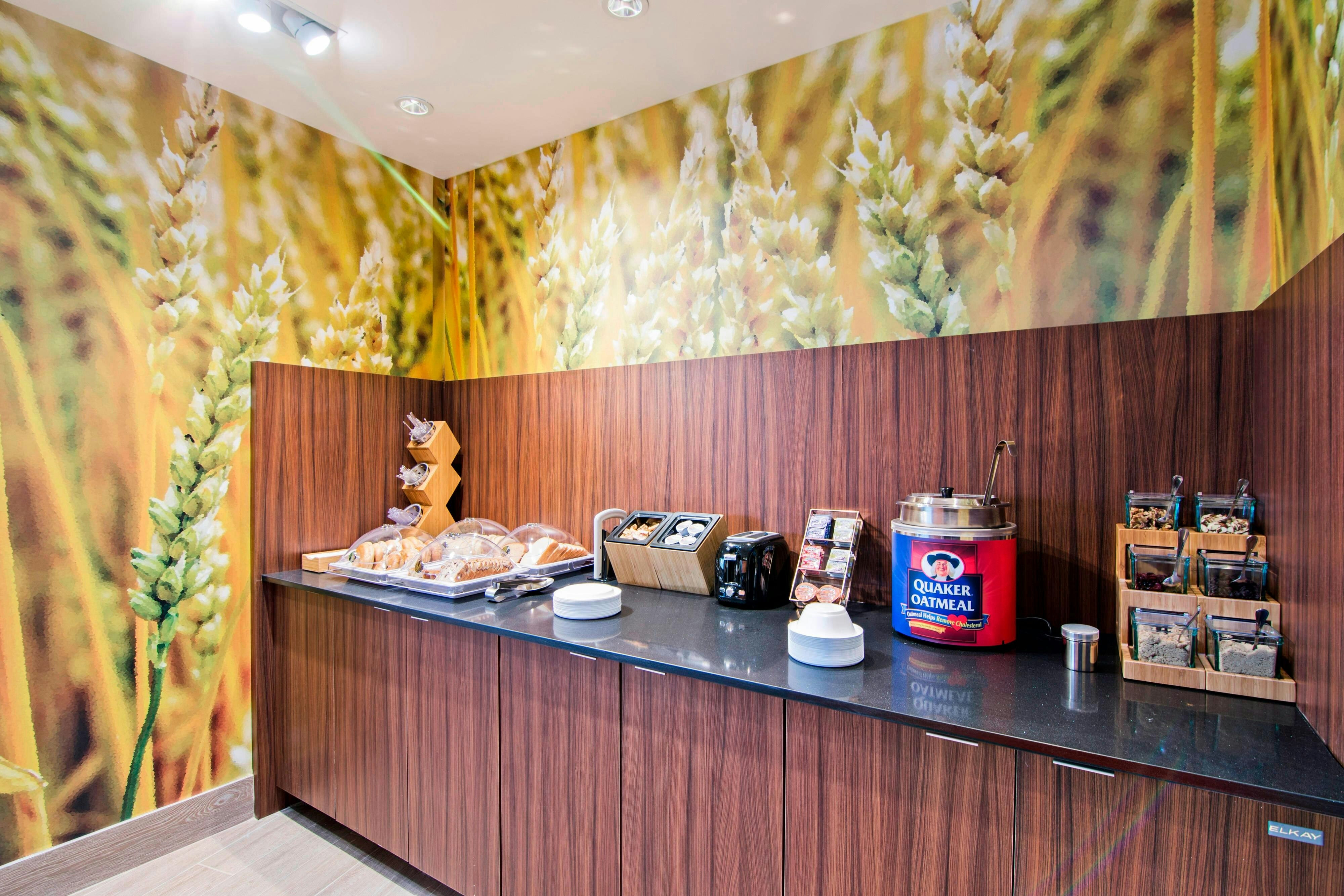 Fairfield Inn & Suites by Marriott St Petersburg North 5/25