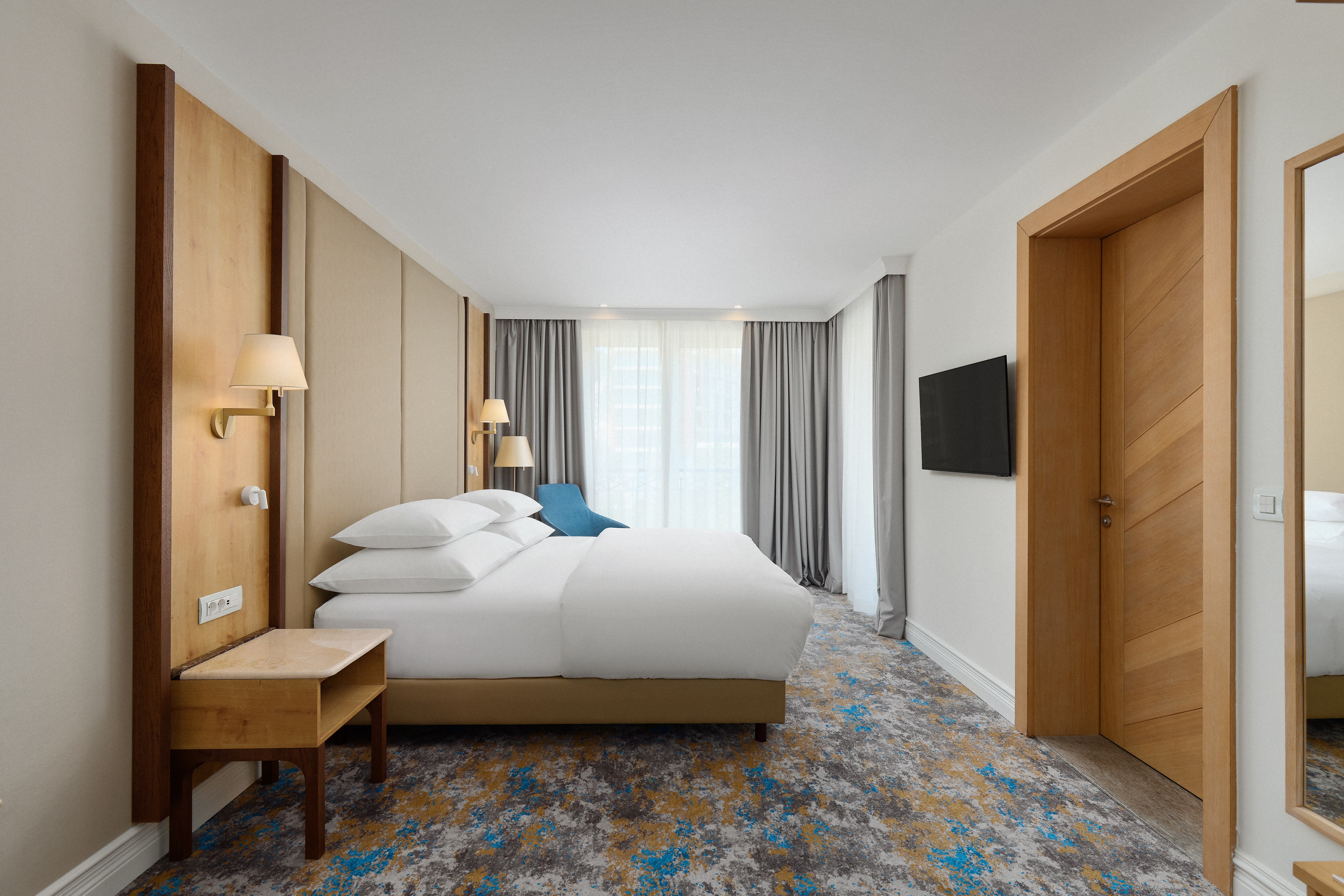 غرفة بريميوم بسرير مزدوج بإطلالة على المدينة، Hotel Budva 2/5