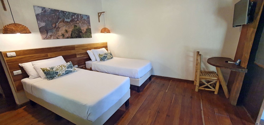 غرفة سوبيريور بسرير كينج بإطلالة على الحديقة، Cariblue Beach Jungle Resort 7/10