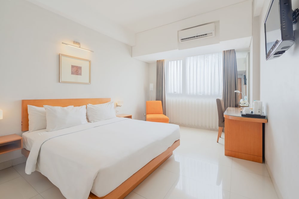Hotel The Capital Surabaya 11/50