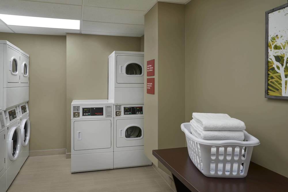 Towneplace Suites By Marriott Windsor 15/31