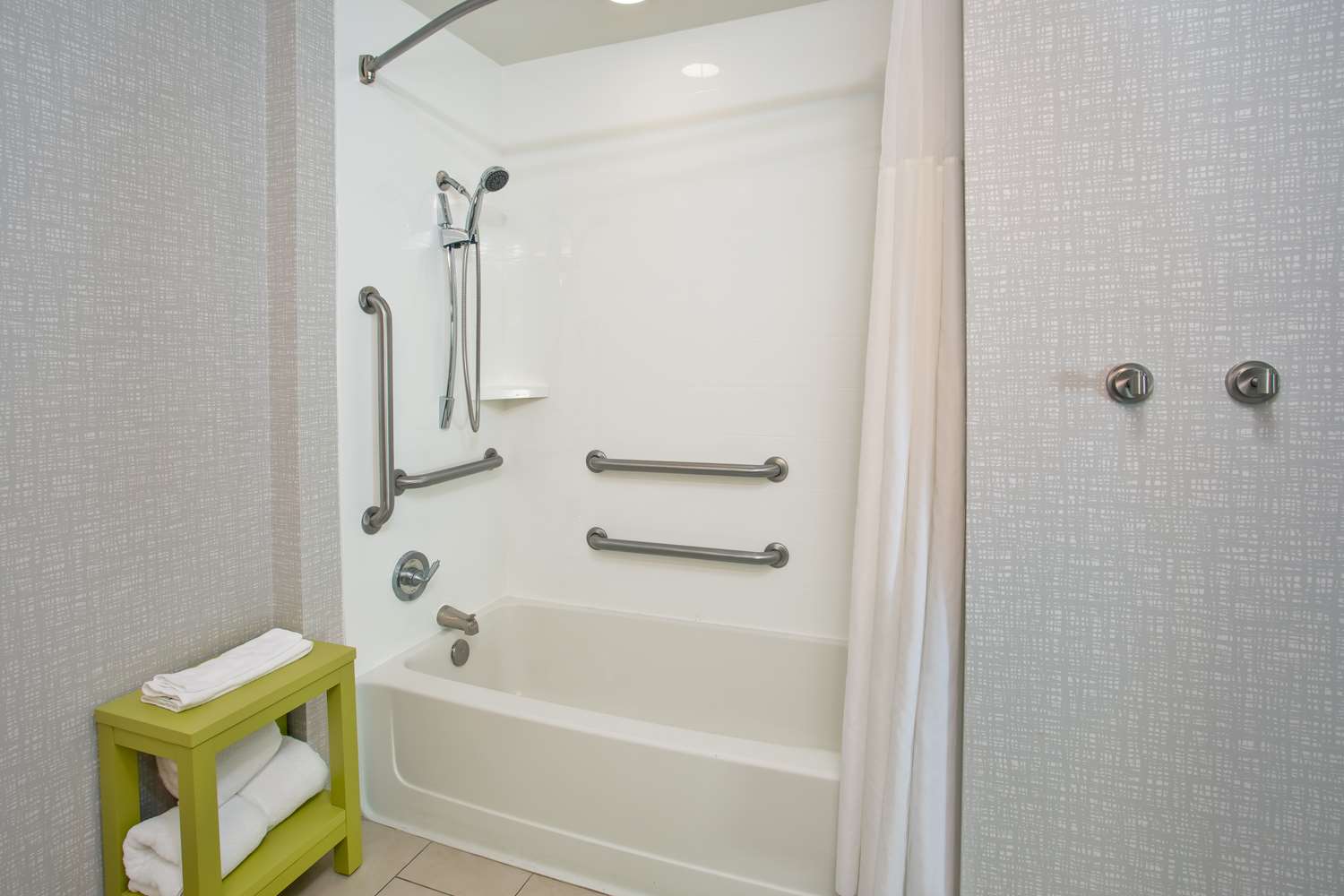 غرفة بسرير كينج لذوي الإعاقة، Hampton Inn & Suites Athens-I-65 (Huntsville Area) 2/2