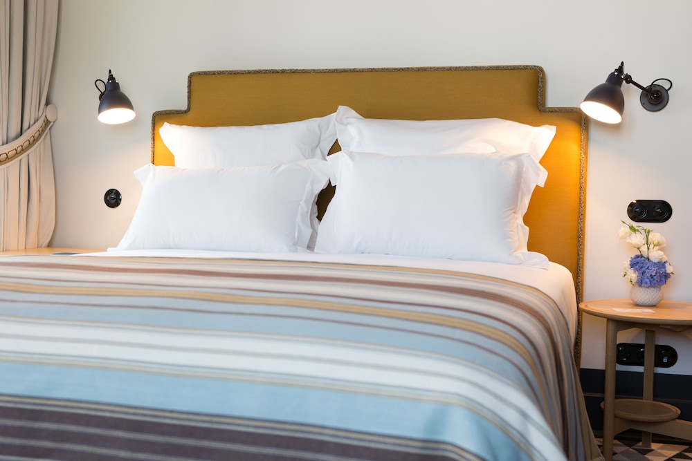 Valverde Hotel 3/46