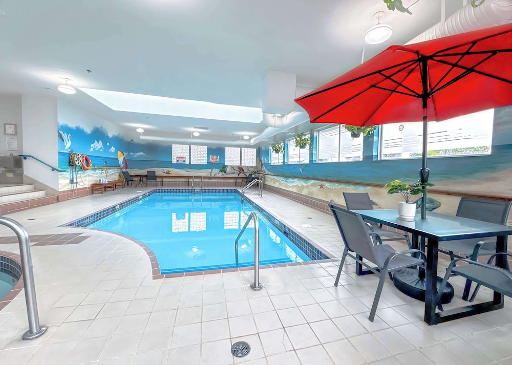 Coast Abbotsford Hotel And Suites 23/50