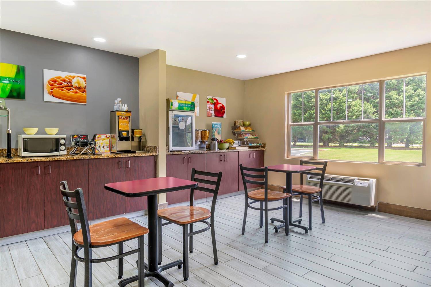 Quality Inn Loganville US Highway 78 27/31