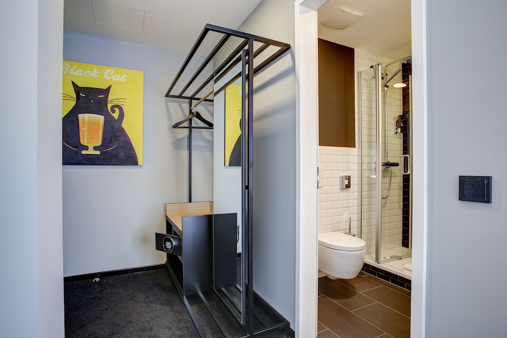 Vienna House Easy by Wyndham Dortmund 32/57