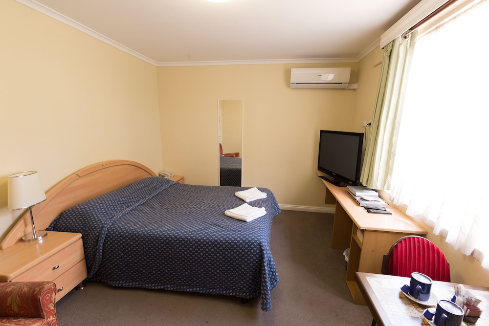 CHADSTONE EXECUTIVE MOTEL 5/19