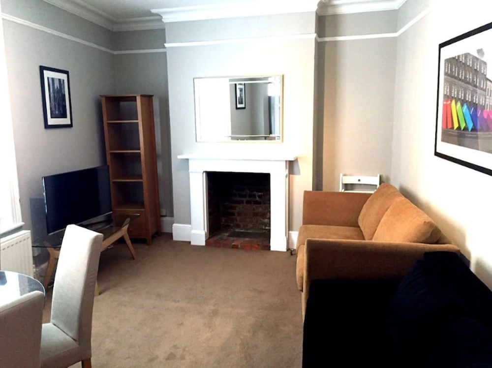 The Fielding Hotel 56/74