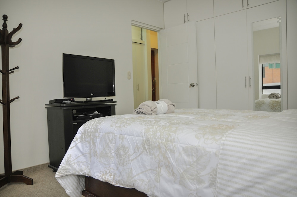 Lux Miraflores Apartments Tripoli 33/42