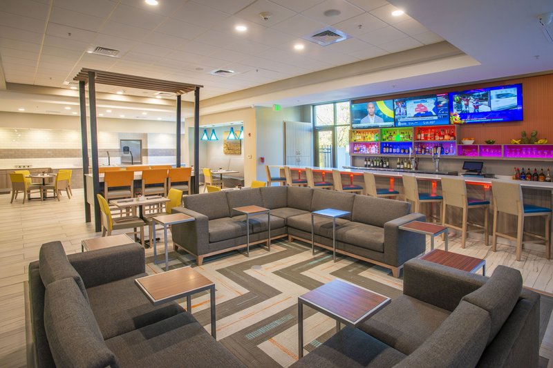 Holiday Inn Pensacola - University Area by IHG 17/31