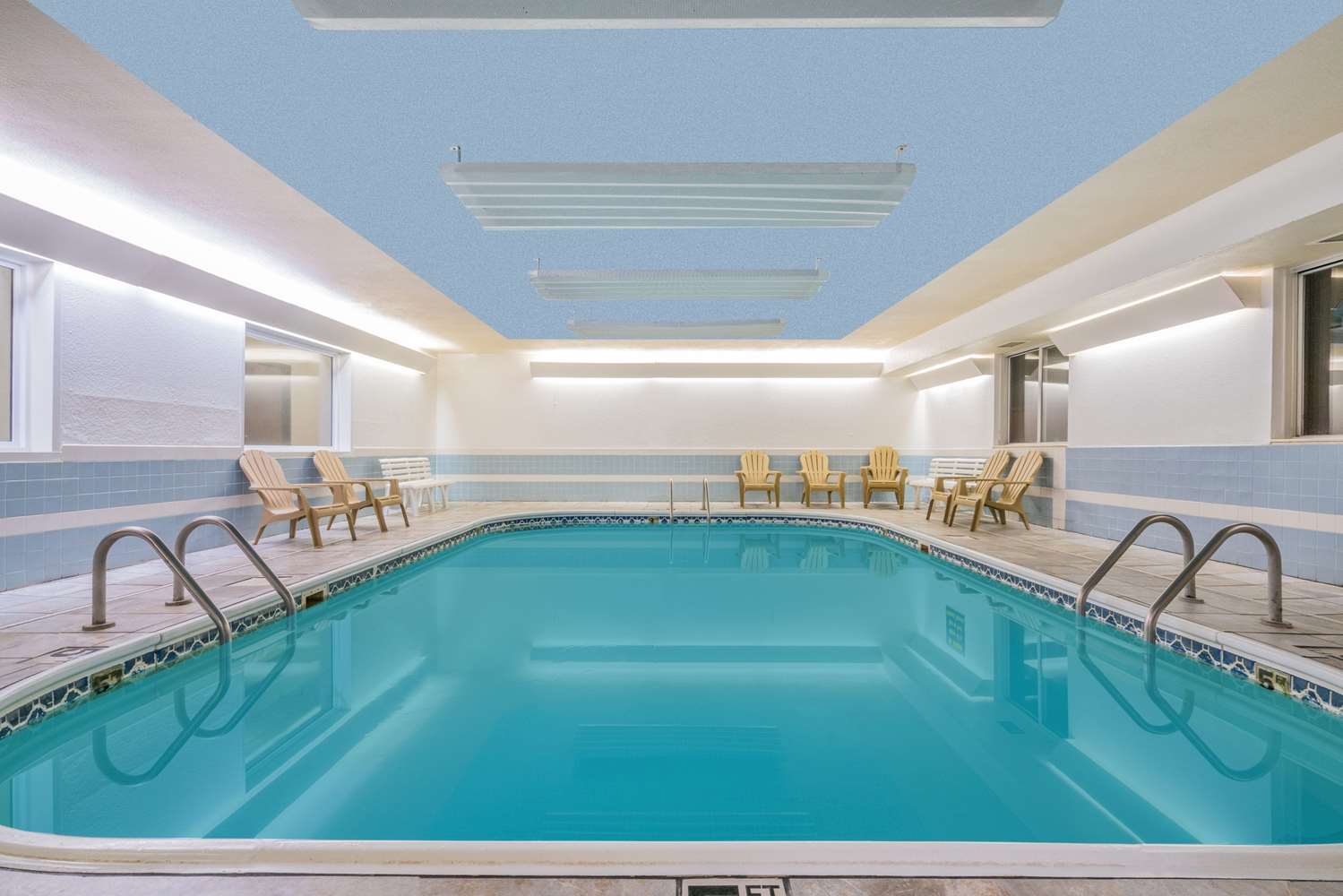 Howard Johnson By Wyndham West Fargo 14/21