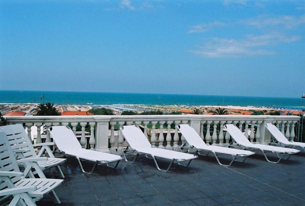 Coluccini Hotel 29/33
