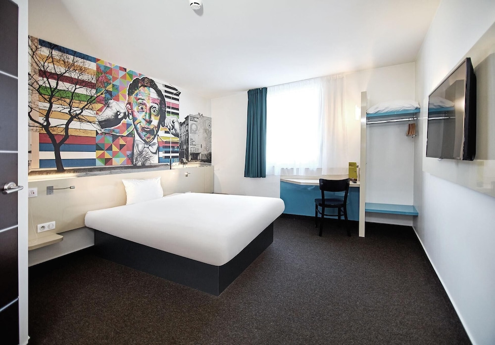 غرفة قياسية بسرير مزدوج، B&b Hotel Lodz Centrum 3/10
