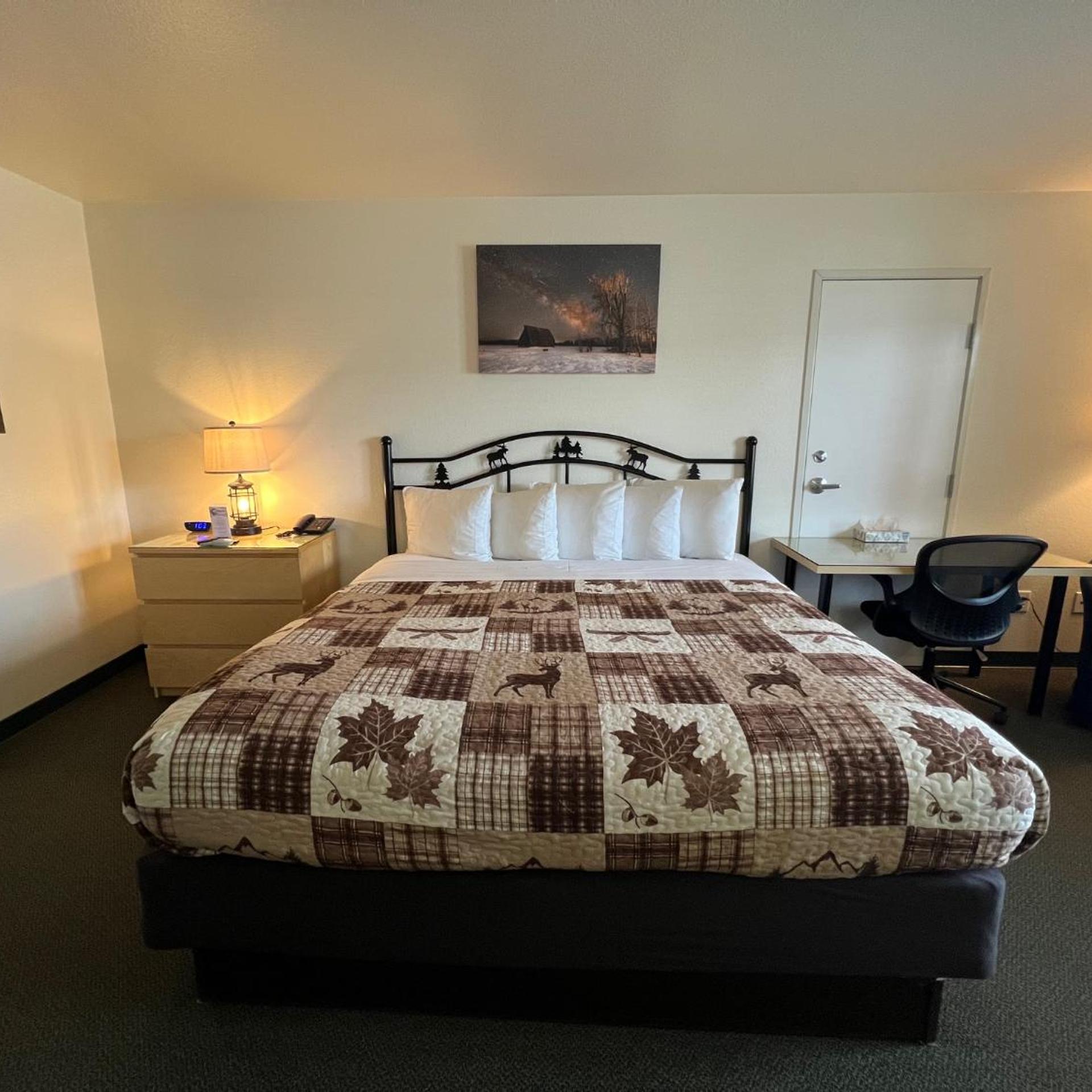 Antlers Inn 10/50